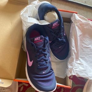 Nike Shoes Brand New Size 11